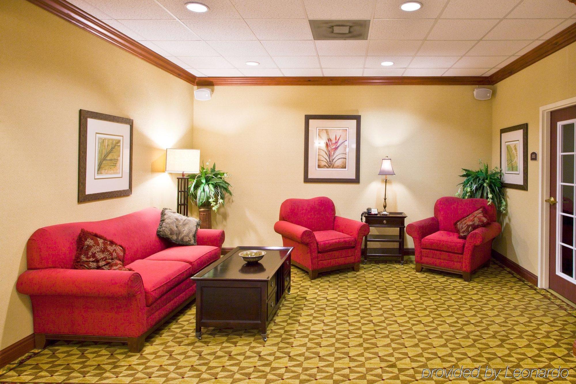 Holiday Inn Express Hotel & Suites Tampa-Fairgrounds-Casino By Ihg Mango Interior foto