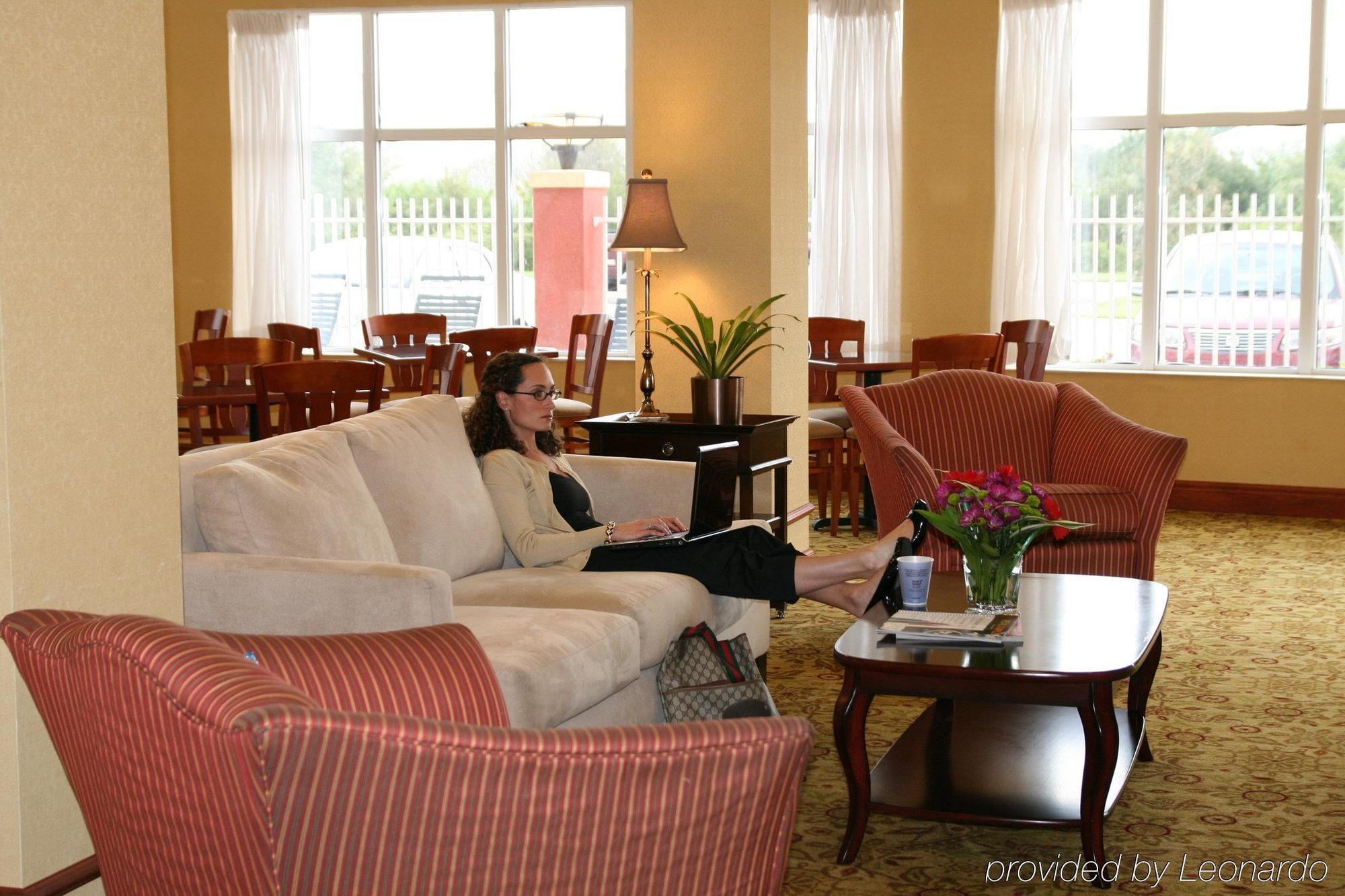 Holiday Inn Express Hotel & Suites Tampa-Fairgrounds-Casino By Ihg Mango Interior foto